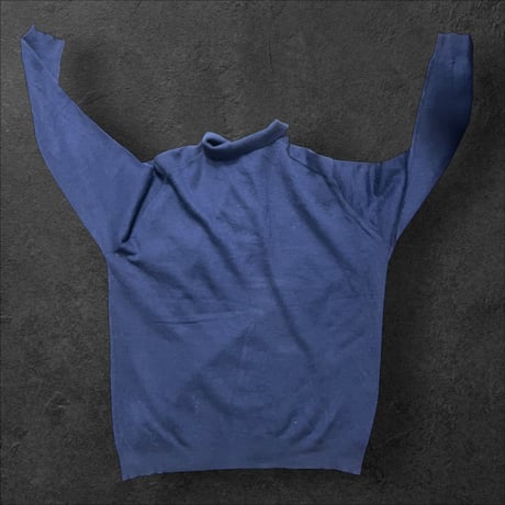 [USED] NAVY カラー の ニットポロ