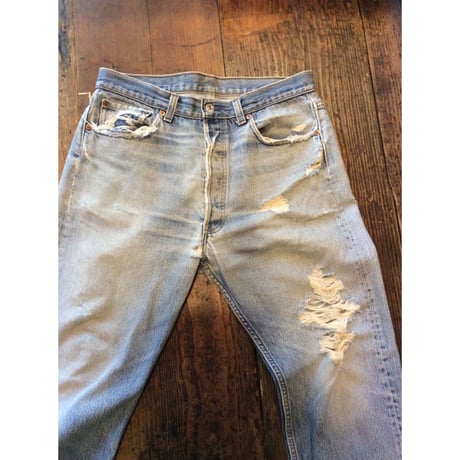 [USED] Levis 501ダメージデニム