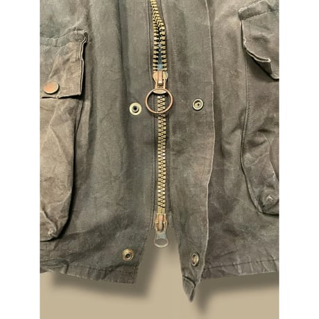 [USED] オイルド ベスト made in ENGLAND.