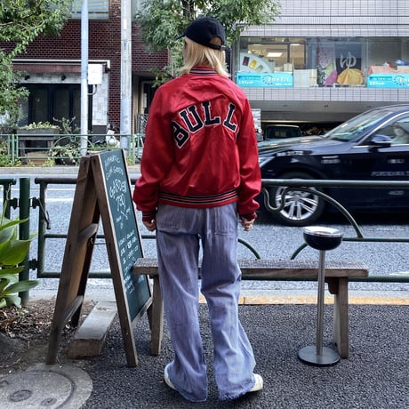 [USED] "BULLS" RED スタジャン