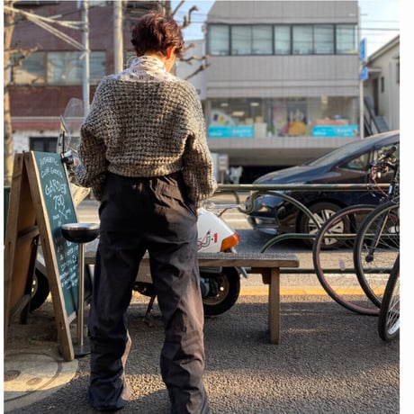 [USED] モノクロショート丈ニット