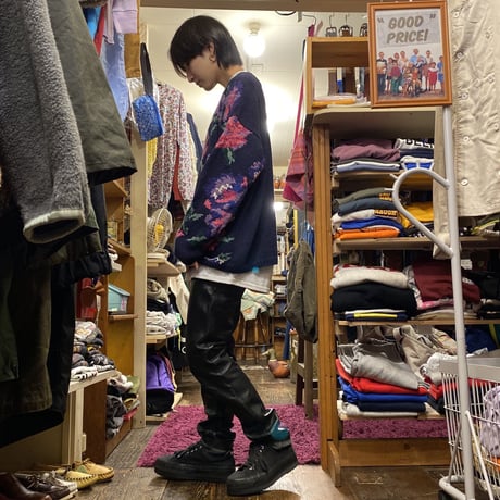 [USED] "PAUL HARRIS" FLOWER KNIT🌸