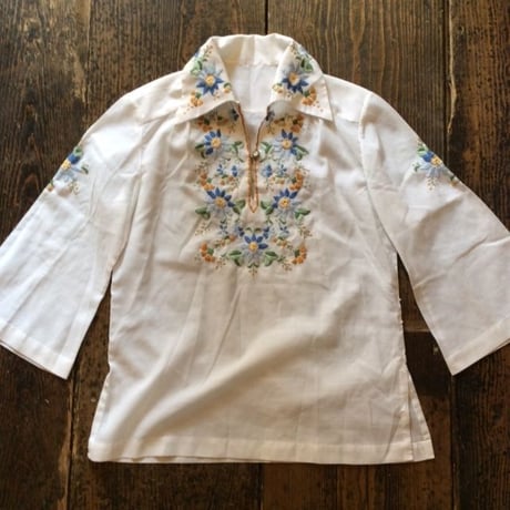 [USED] 刺繍TOPS