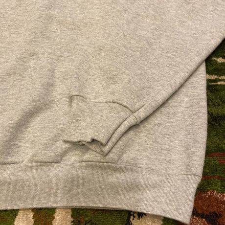 [USED] "FRUIT OF THE LOOM" GREY SWEAT🍇