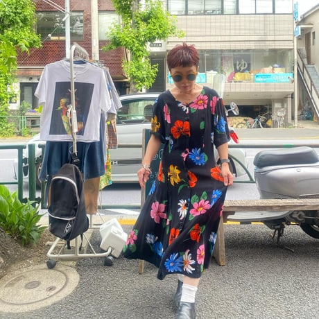 [USED]花柄BLACKボタンガウンワンピース