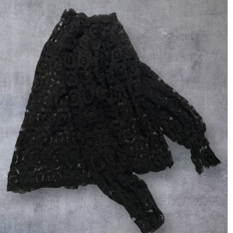 [USED] Black lace TOPS