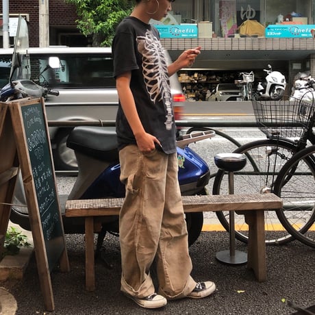 [USED]  skeleton BLK Tee