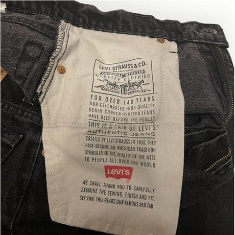 [USED] Levis 550 BLACK CUTOFF W28L27