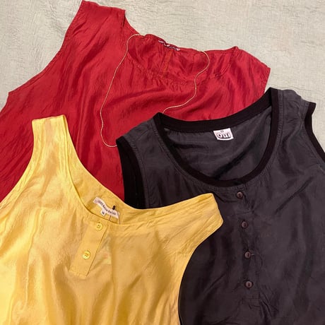 [USED] 100％ SILK ノースリーブトップス