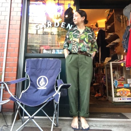 [USED] 木の実 柄 レーヨンシャツ