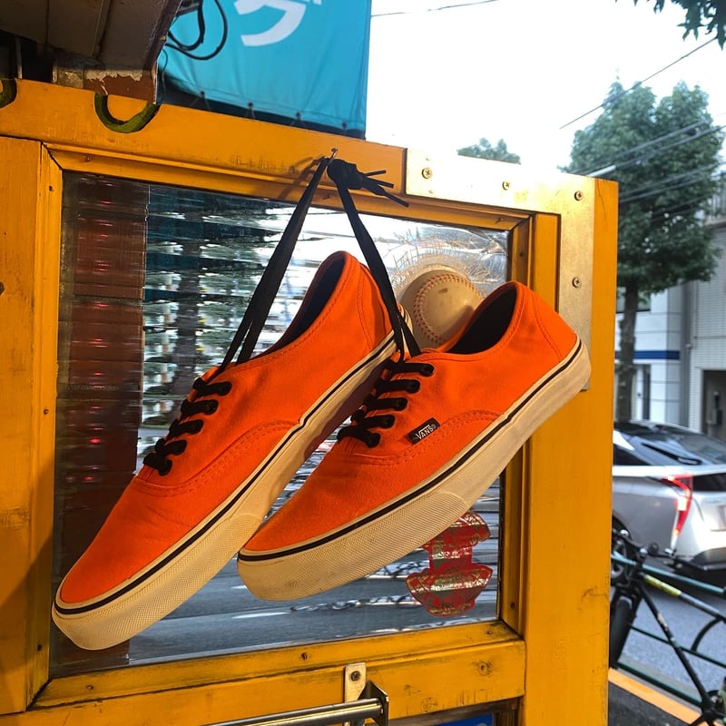 USED] VANS 