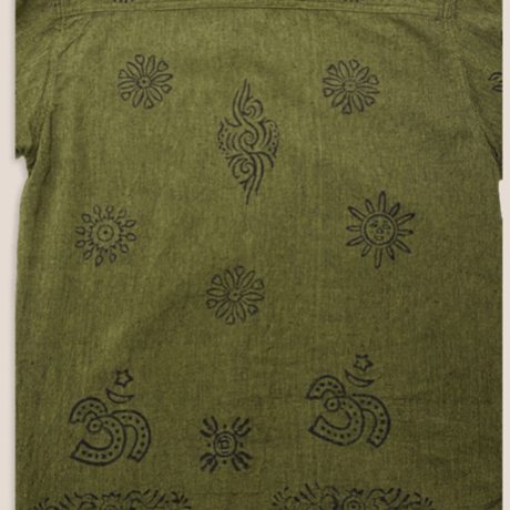 [USED] made in NEPAL カーキシャツ
