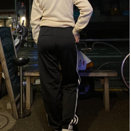 [USED] adidas ジャージパンツ！🧡