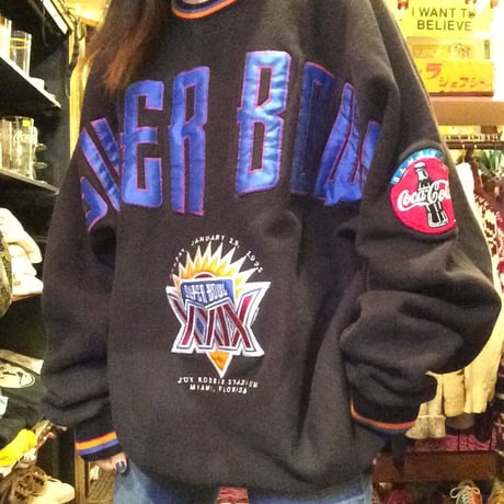 [USED] SUPER BOWL BIG SWEAT!!