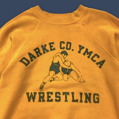 [USED] youth size 🤼 VINTAGE SWEAT