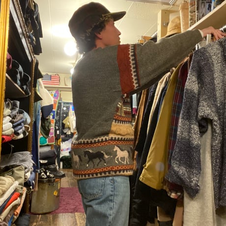 [USED] 🐴🐴🐴WOOLセーター
