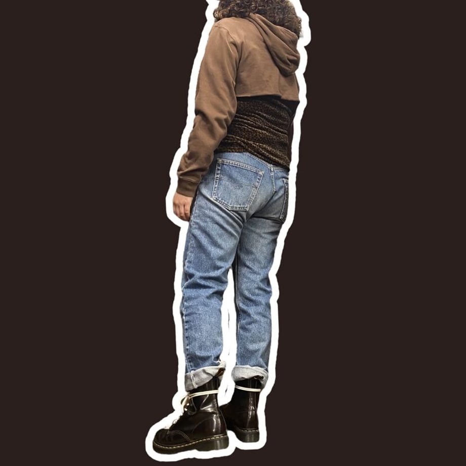 6342b4f9c15c5a116b803b1d