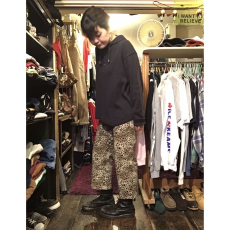 [USED] レオパード柄はんぱ丈パンツ