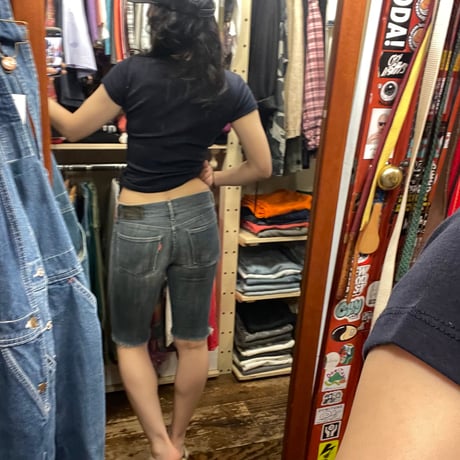 [USED] Levi's LOW RISE SLIM SHORTS 🌺🖤（w３0)