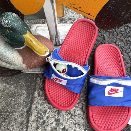 [USED]NIKE zip pocket SANDAL ❤️💙