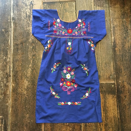 [USED] 真っ青！刺繍ワンピース