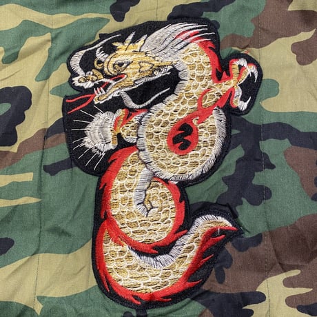 [USED] カモ柄 ドラゴン🐉ベスト
