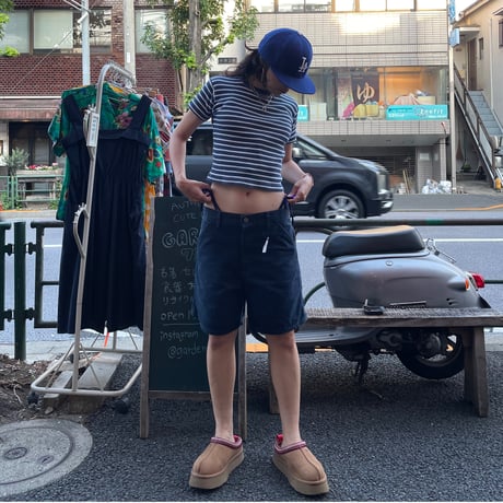 [USED] ”©︎arhartt" ネイビー ダック地Shorts