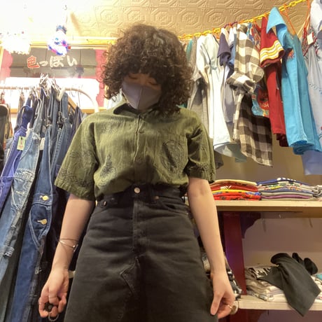 [USED] made in NEPAL カーキシャツ