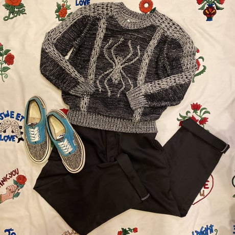 [USED] かわいい"クモ" KNIT♡