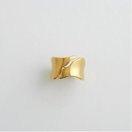 [Aquvii] SMOOTH CURVE RING