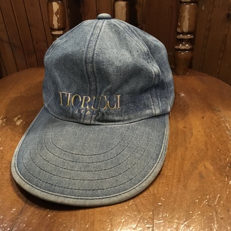 [USED] FIORUCCI キャップ