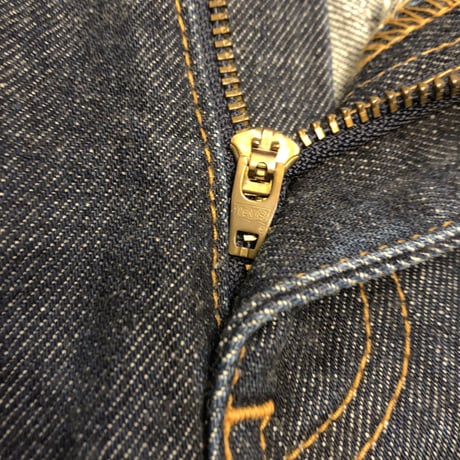 [USED] Levi's 濃紺フレアDENIM