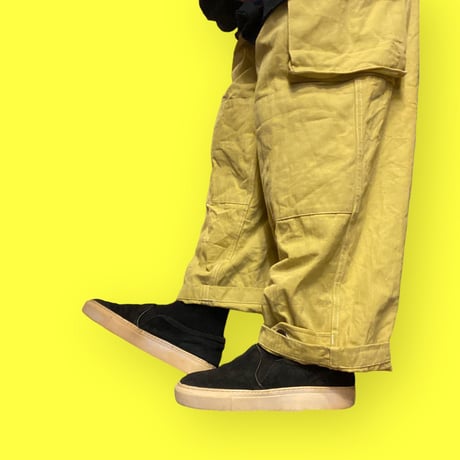 [USED] BLACK SUEDE SLIP ON