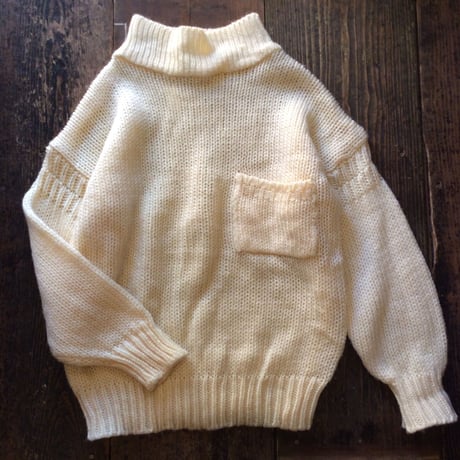[USED] たまご色 ゆるっとニット
