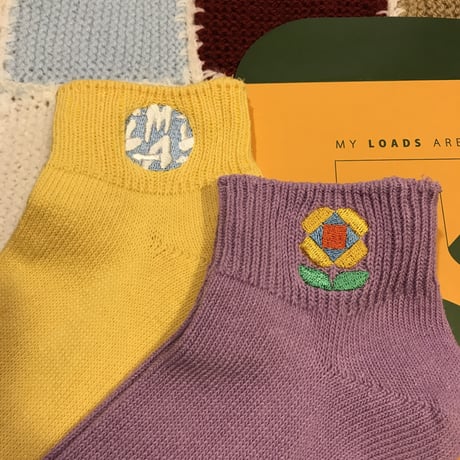 [MY LOADS ARE LIGHT] Ladys SOCKS "Clouds & Flower"