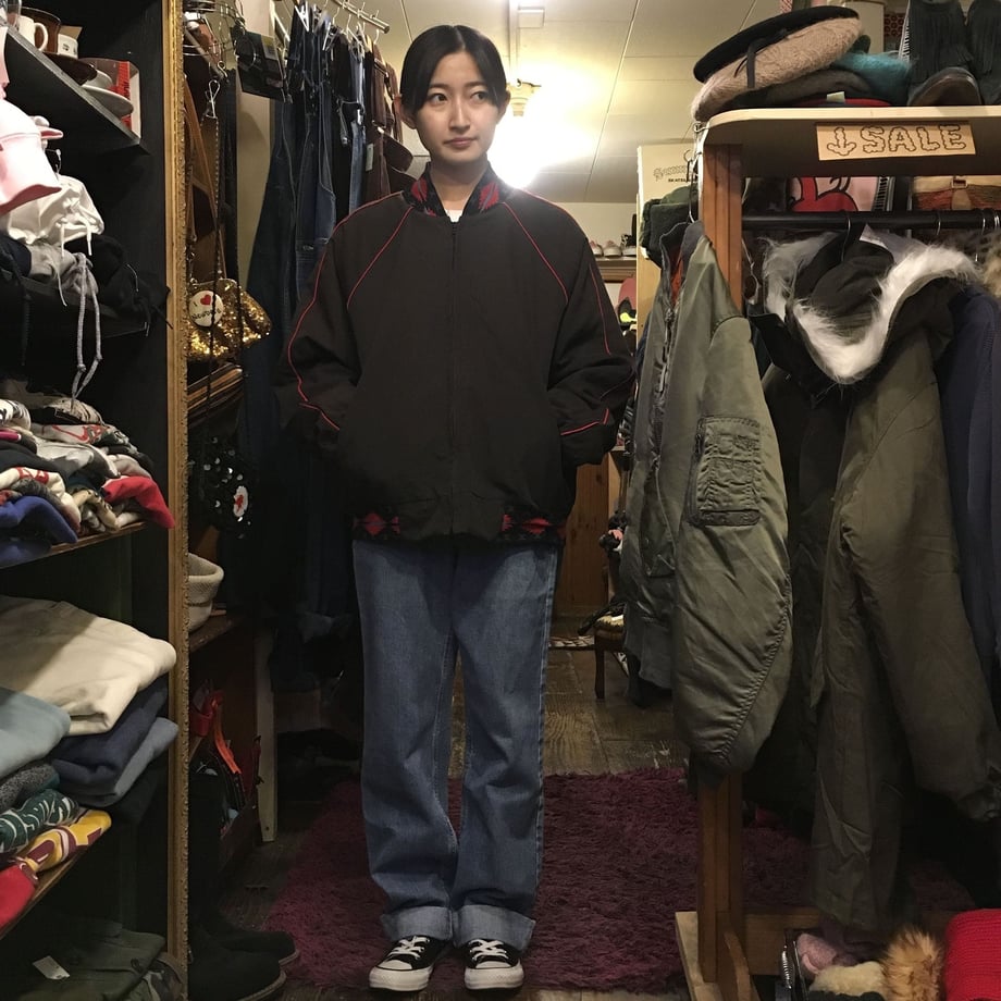 5c57e3fdaee1bb36afb3653e