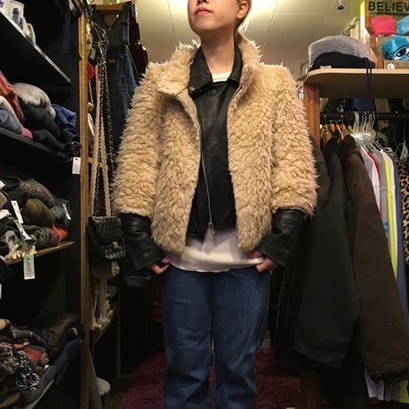 [USED] ヒツジのようなモコモコFake Fur JKT