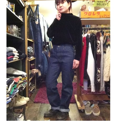 [USED] ベロアハイネックTOPS