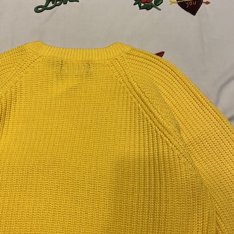 [USED] YELLOW ACRYL KNIT💛