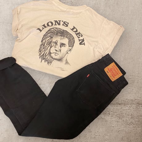 [USED] vintage LION'S DEN Tee