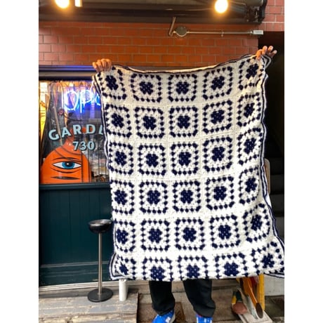 [USED] 鍵編みニット ブランケット 95cm × 115cm  WHT/NAVY
