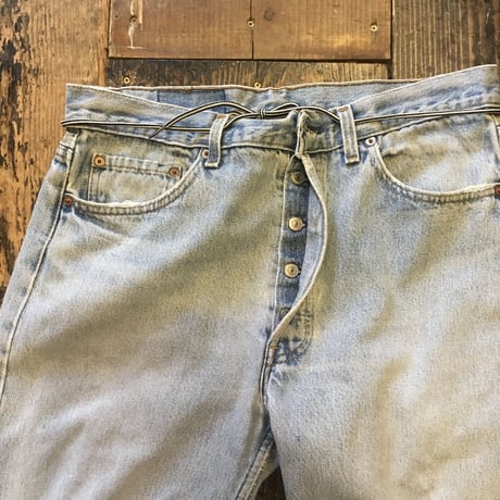 [USED] Levis 501 ダメージデニム