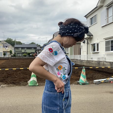 [USED] 花柄刺繍のTOPS