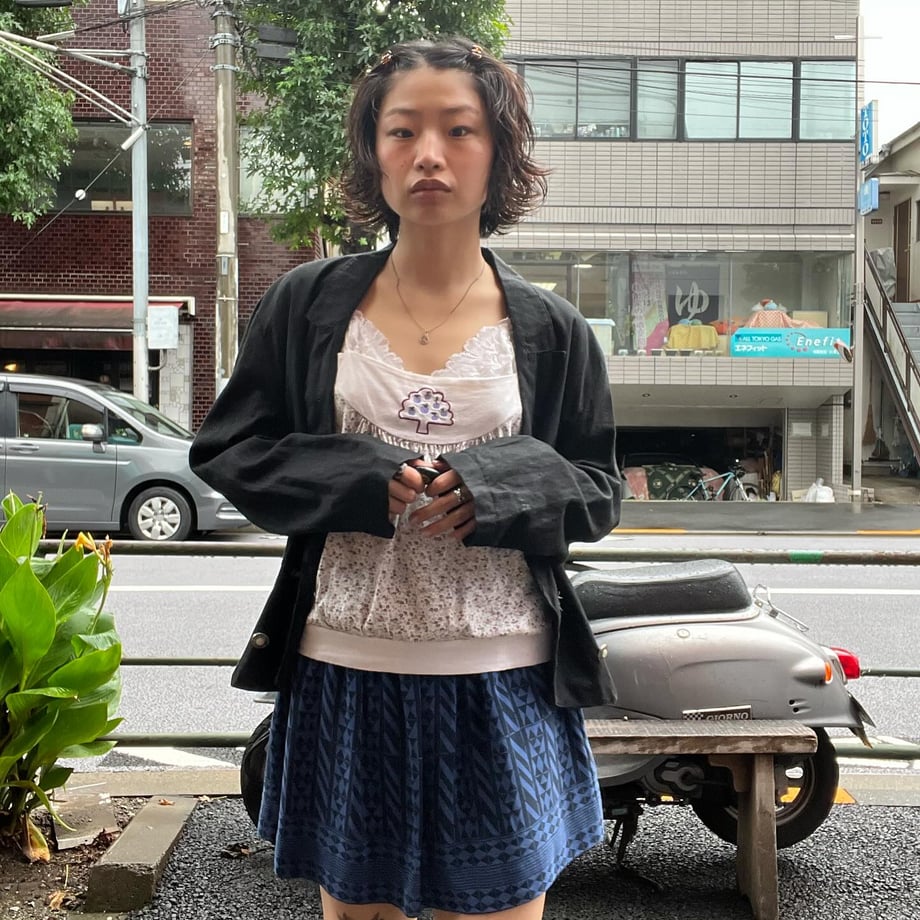6637663c057a684f8b7573a7