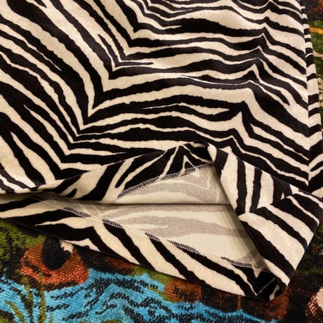 [USED] ZEBRA ミディスカート🦓🖤
