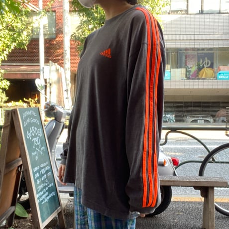 [USED] adidas オレンジライン🍊ロンTee
