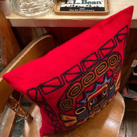 [USED] ニット刺繍 クッションカバー