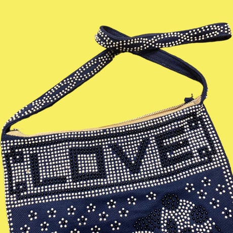 [USED]LOVEパンダポシェット