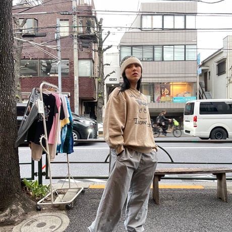 [USED] 良い顔 ( ◠‿◠ ) SWEAT