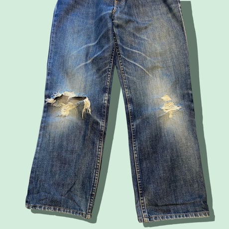 [USED] Levis w519ダメージデニム